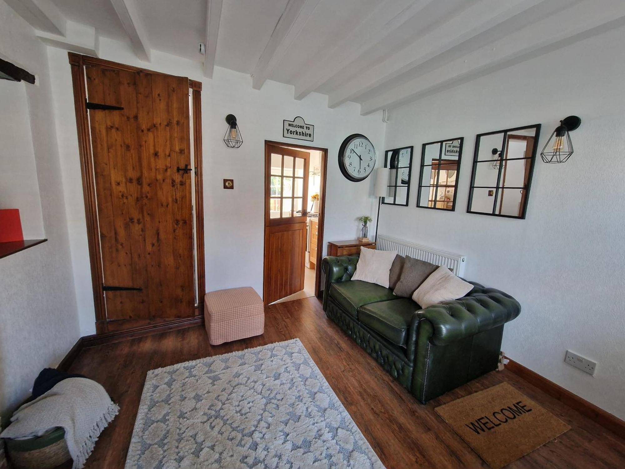 Black Cat Cottage - Central Pickering Grade 2 Listed Cottage Екстер'єр фото